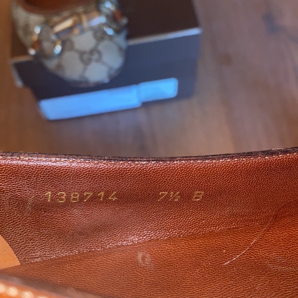 Authentic Gucci Horsebit Classic Ballet Flats w/original box if no price bargain - Picture 3 of 5